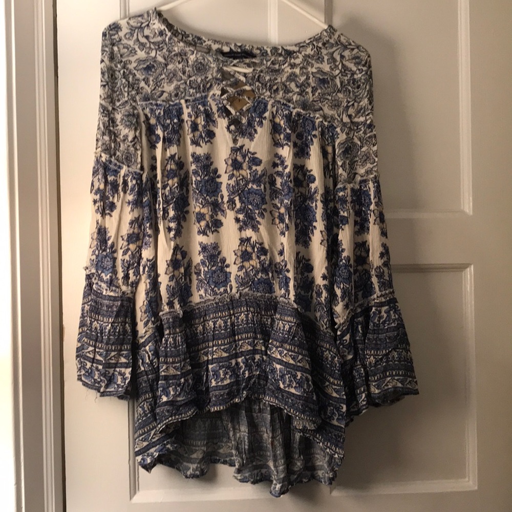 AE floral top